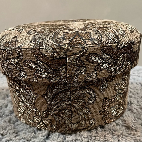 COPY - Brown Floral Jennifer Tapestry Fabric Oval Keepsake Box - Picture 3 of 3